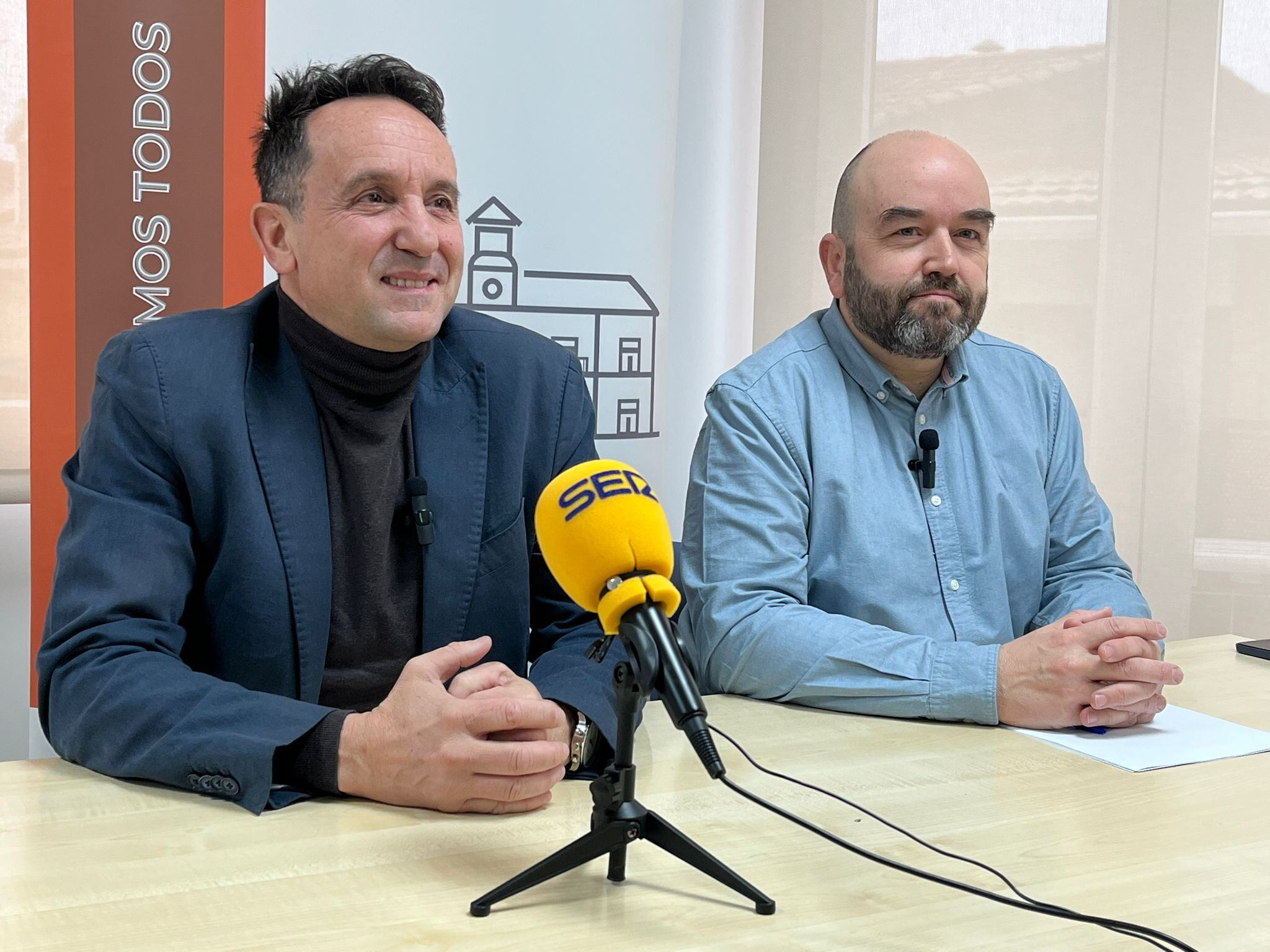 Juan Carlos Rodríguez Osuna, exalcalde y David González Ortega, presidente de Vecinos por Moralzarzal Participa!