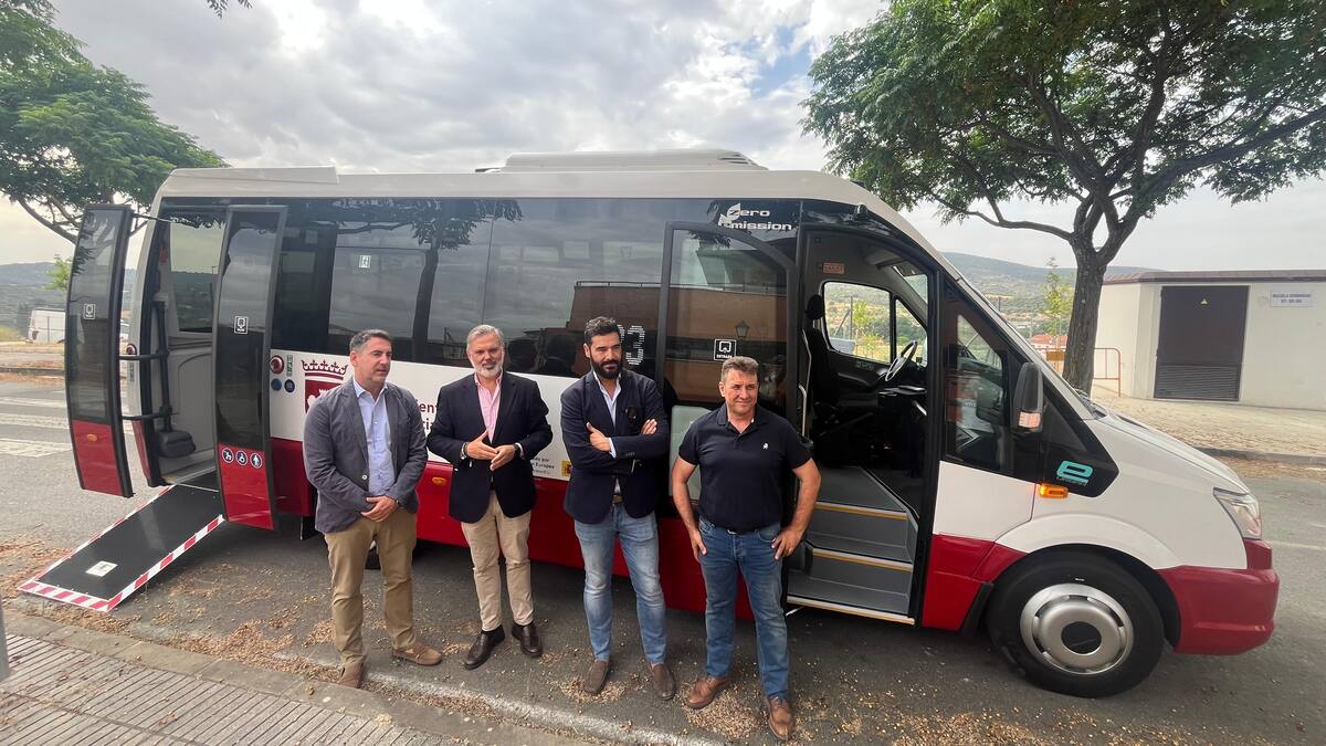 Así son los nuevos minibuses eléctricos de Plasencia: silenciosos, accesibles y con hasta 300 km de autonomía