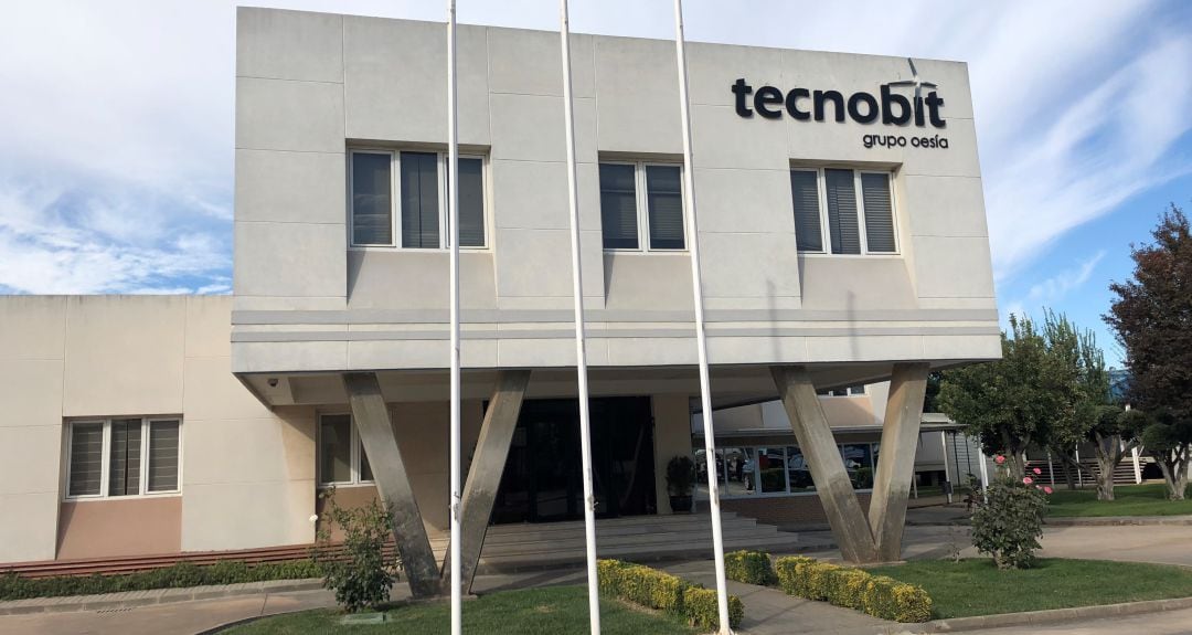 Fachada de la empresa Tecnobit Valdepeñas 