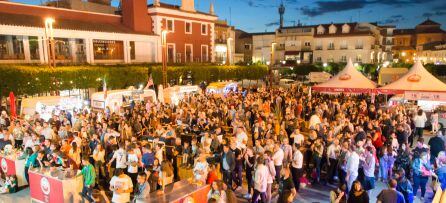 La Plaza de España se llenó para vivir la final de la Champions