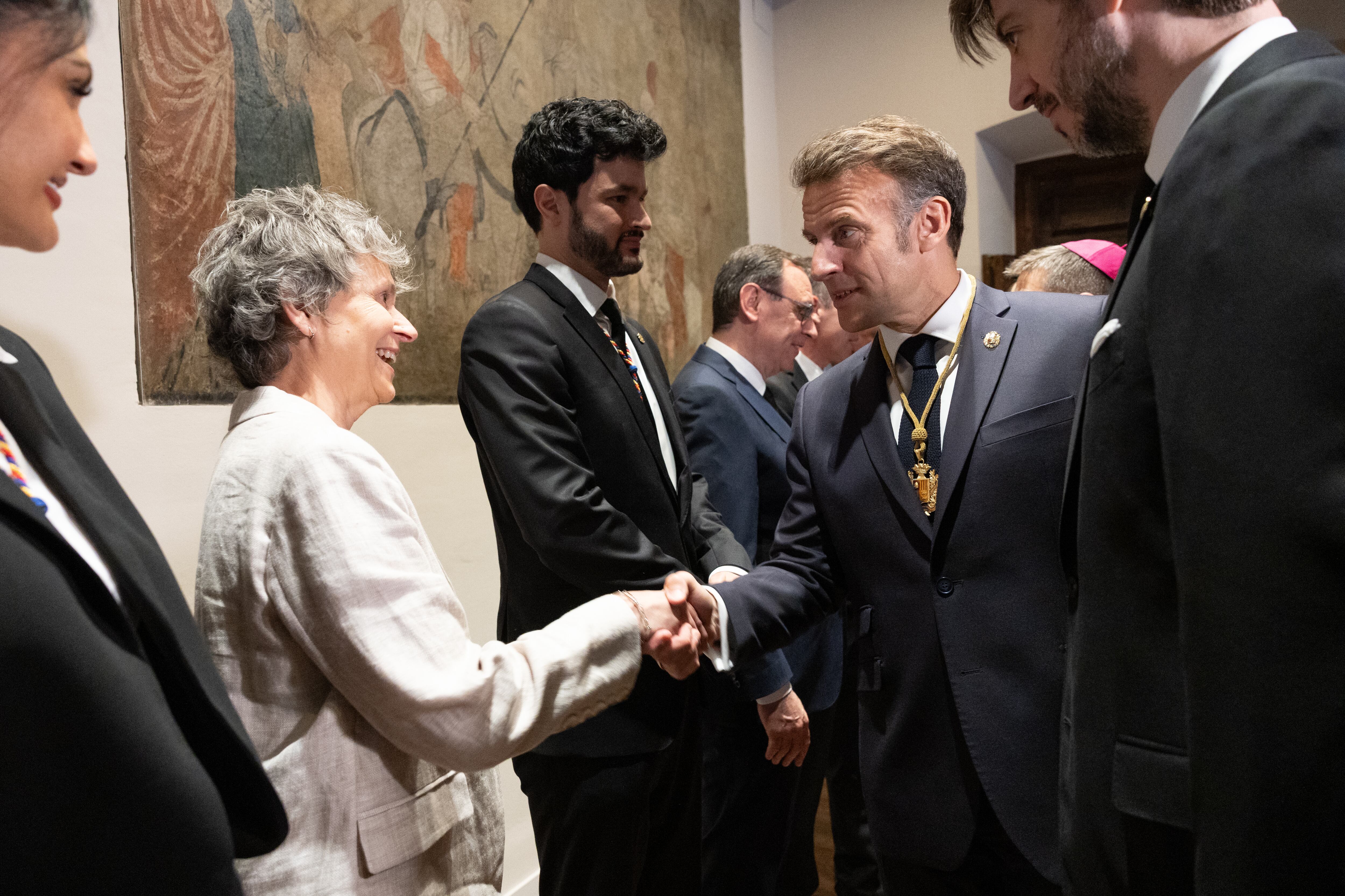 El copríncep francès, Emmanuel Macron ha presidit la sessió del Consell General, conjuntament amb el representant de la mitra, Josep Lluís Serrano Pentinat