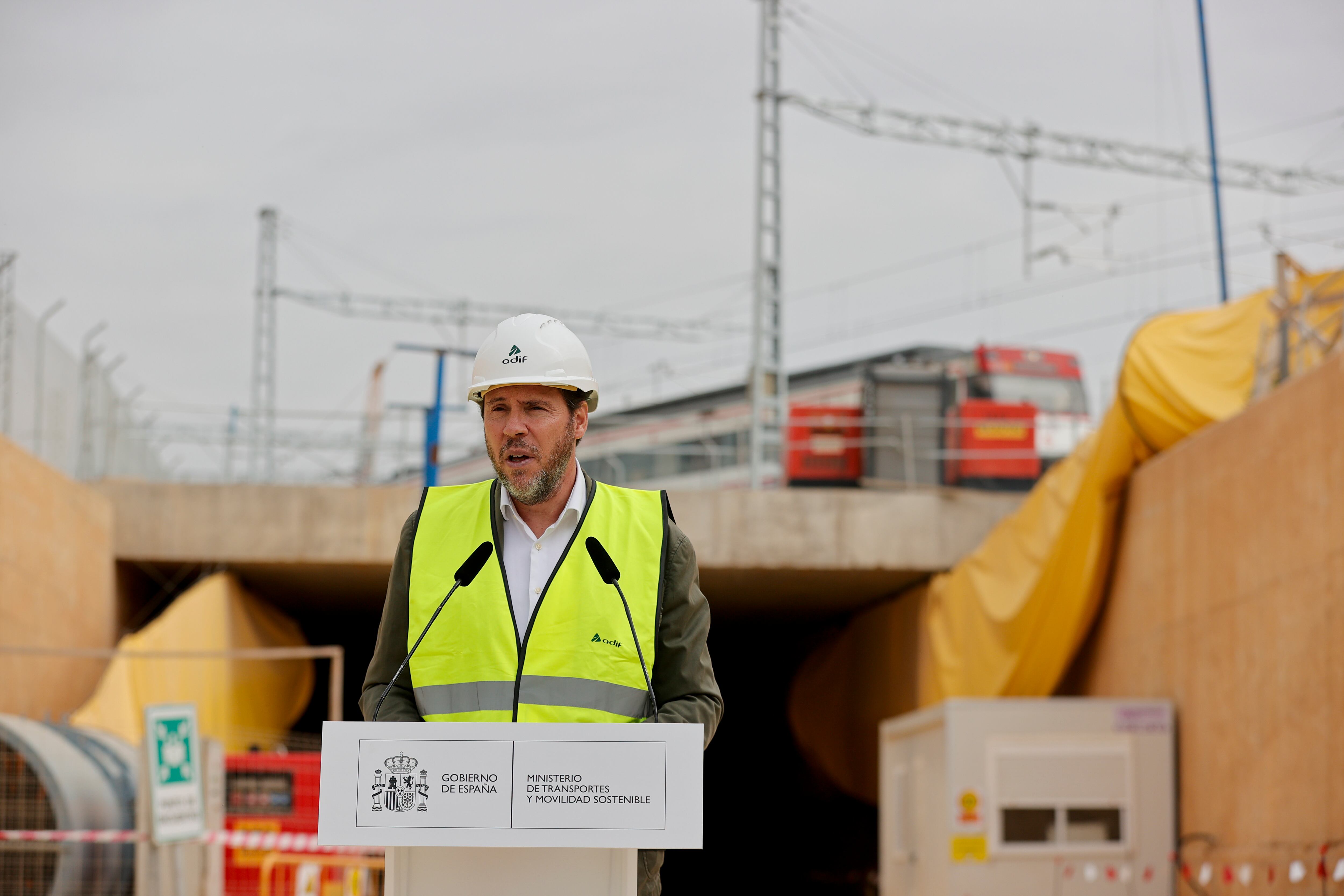 El ministro de Transportes y Movilidad Sostenible, Óscar Puente, visita las obras del Canal ferroviario de Acceso a València