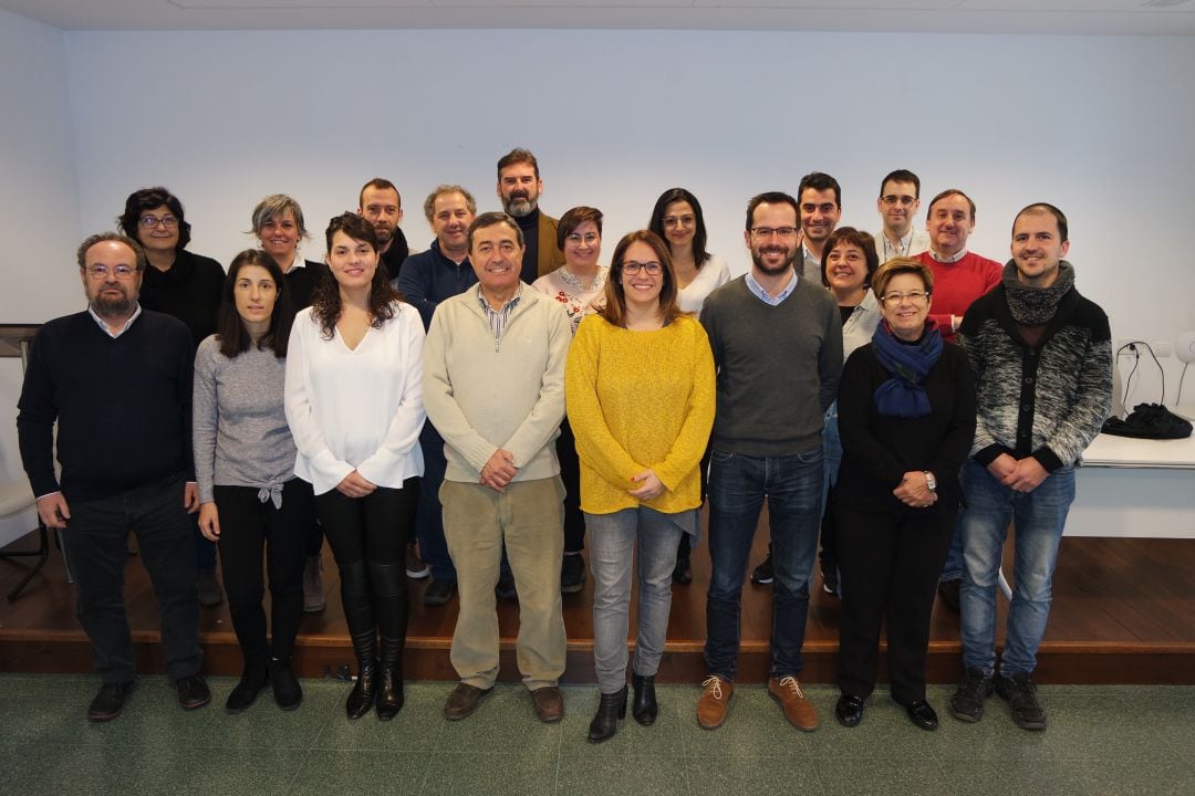 La secretaria general del PSOE de Menorca opta a liderar la lista al Consell con el apoyo de gran parte del partido.