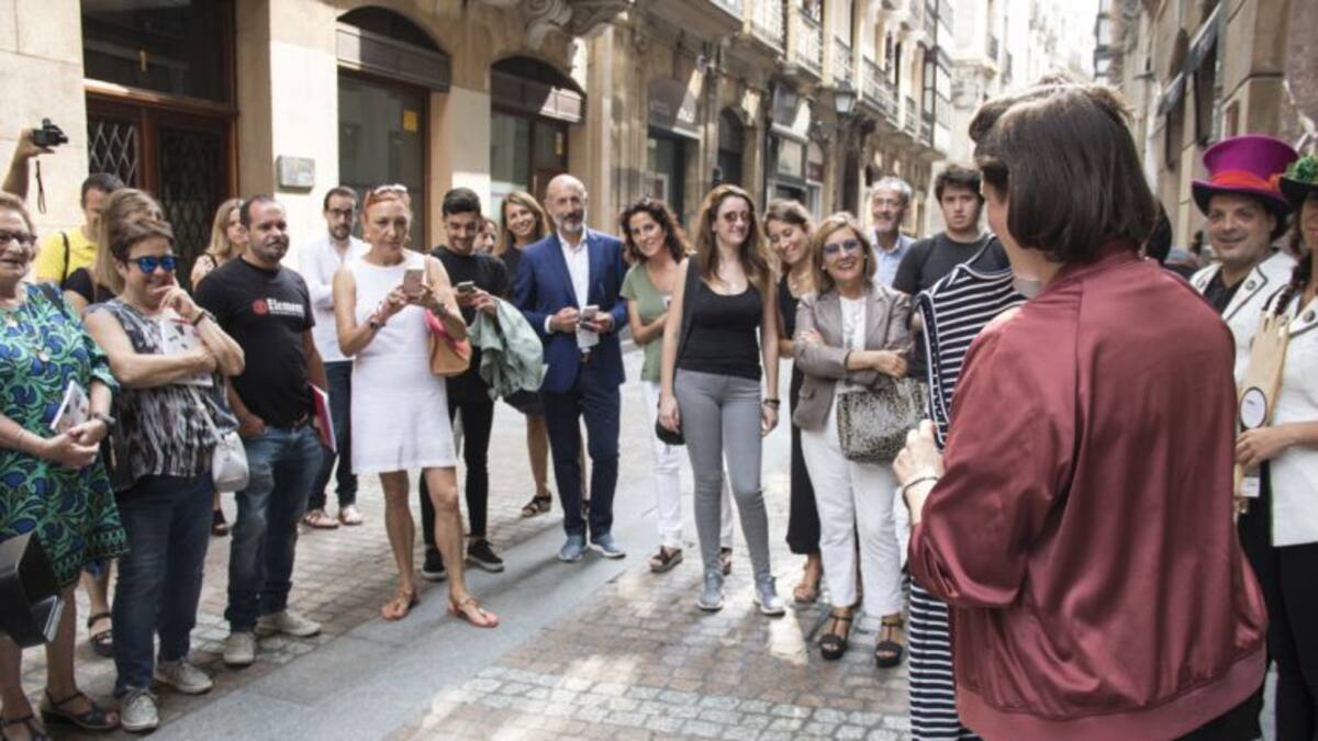 Los comercios de Bilbao abren sus puertas al público