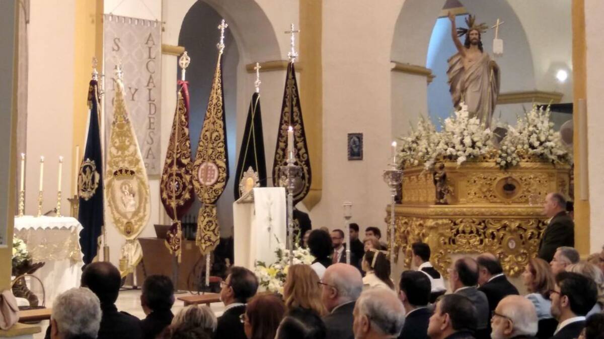 Un histórico día de la Resurrección pone broche de oro a la mejor Semana Santa de Algeciras de los últimos años