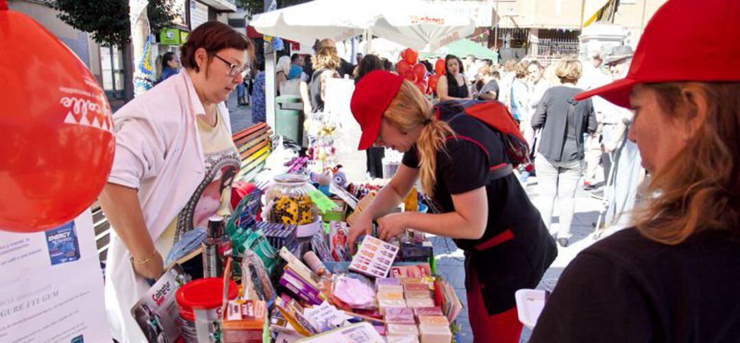 El Ayuntamiento leganense también organizó en febrero otra Feria de Outlet en el barrio de La Fortuna. 