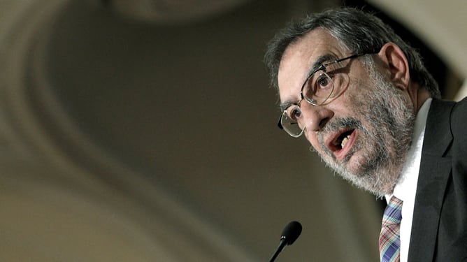 El presidente de la Academia de Cine, Enrique González Macho, durante su conferencia en el Foro Nueva Cultura