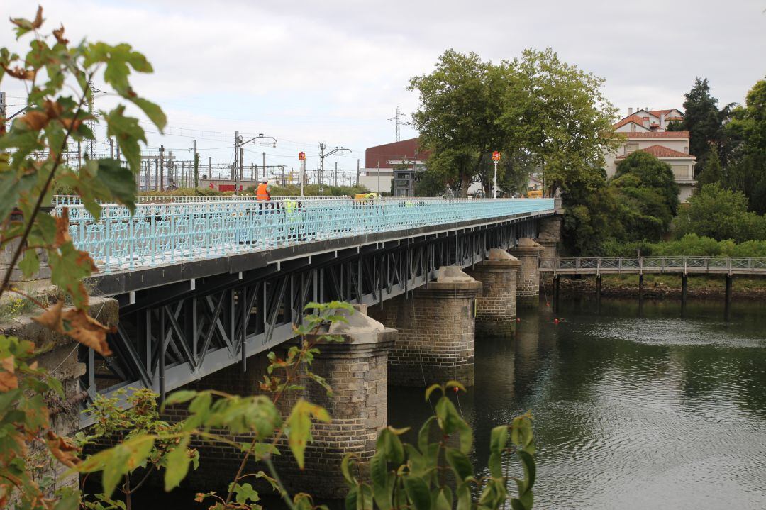 El puente Avenida en fase final de la obra