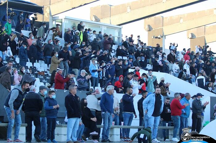 Un partido en el Municipal