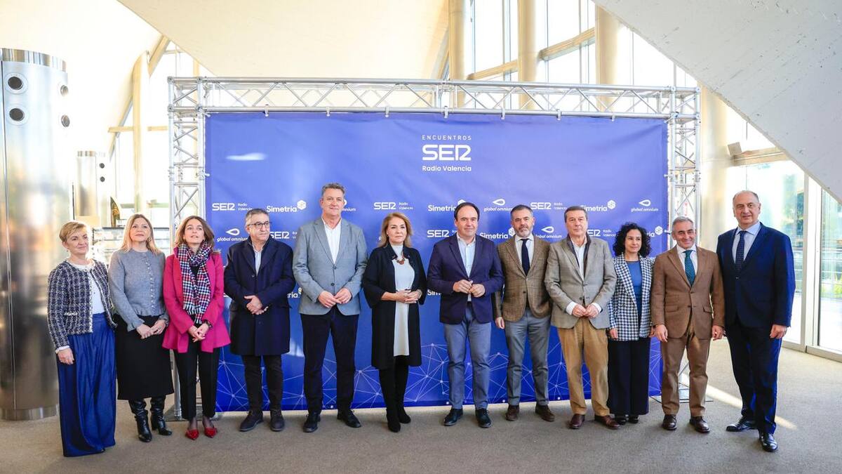 Fotogalería: Primera entrevista al president de la Generalitat Valenciana, Juanfran Pérez Llorca