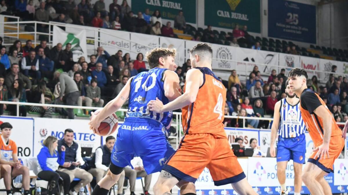 Clínica Ponferrada SDP cede en la prórroga