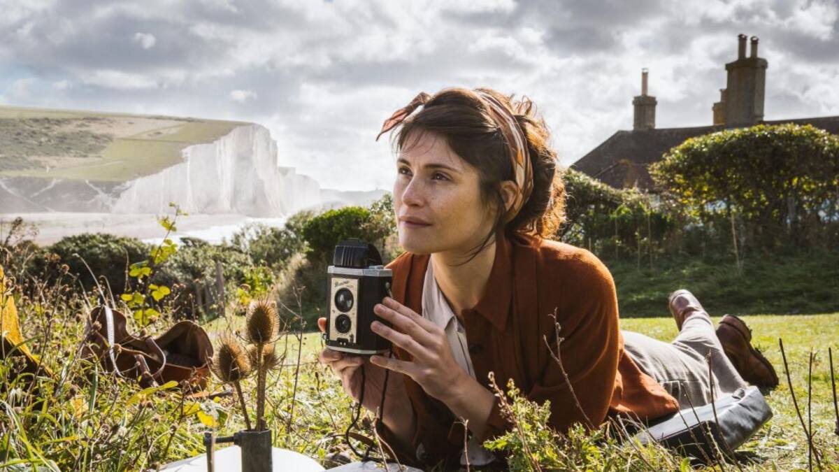 Hoy por Hoy Alicante | Buenas noches y buena suerte, con Gonzalo Eulogio: 'Un diván en Túnez' y 'En busca de Summerland'