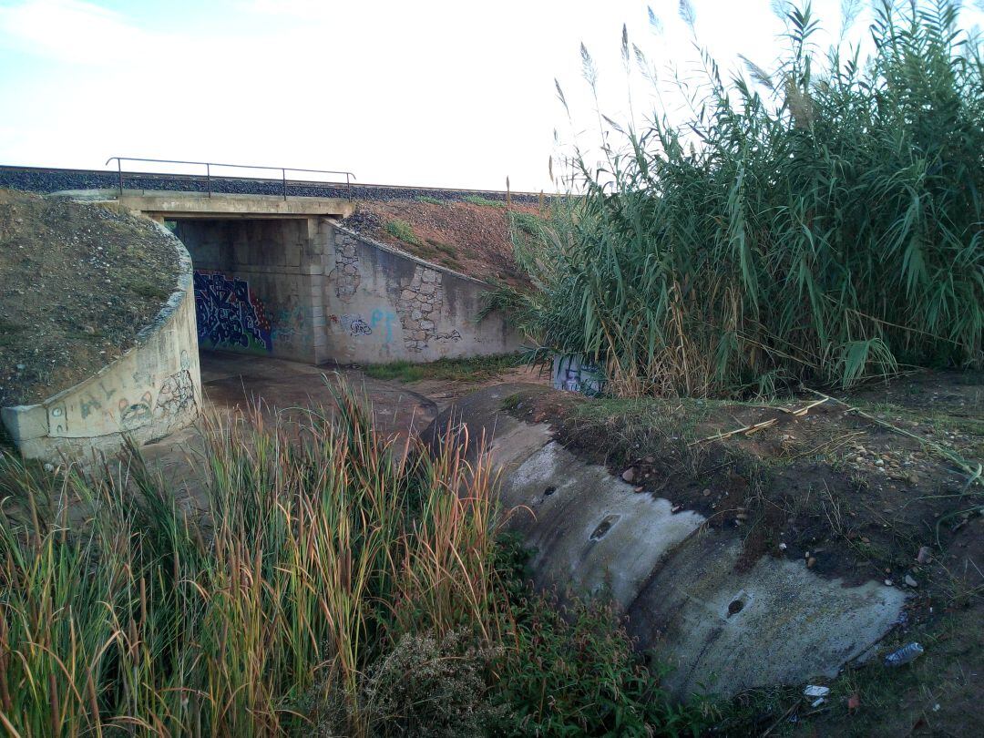 Desagüe de las aguas en el Arroyo del Regajo