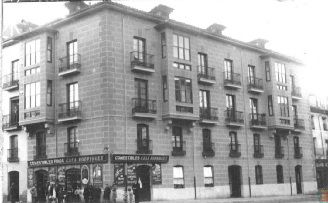 Edificio situado cerca de la calle Esgueva en 1934