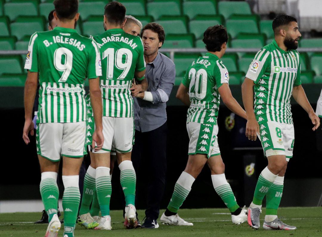 GRAF1349. SEVILLA.- El entrenador del Betis, Joan Francesc &quot;Rubí&quot;, no cree que el Betis vaya a pasar apuros para mantenerse en Primera. EFE Julio Muñoz.