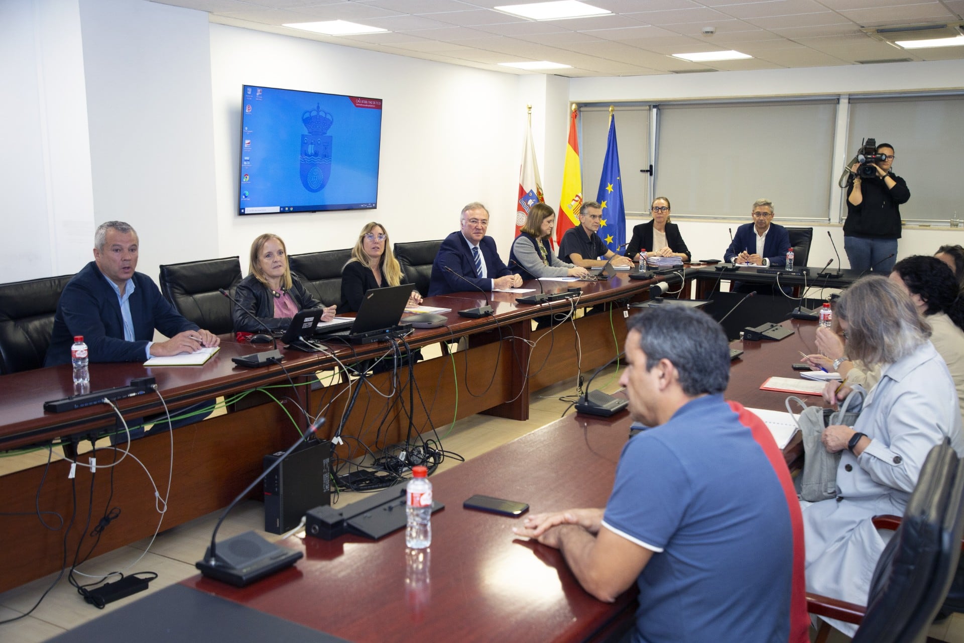 Reunión ayuda humantiaria de Cantabria y demás organizaciones por los afectados en Valencia por la DANA