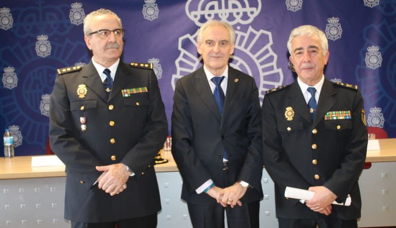 Juan Carlos Blázquez (dcha) tras la toma de posesión