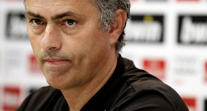 Mourinho comparece ante los medios