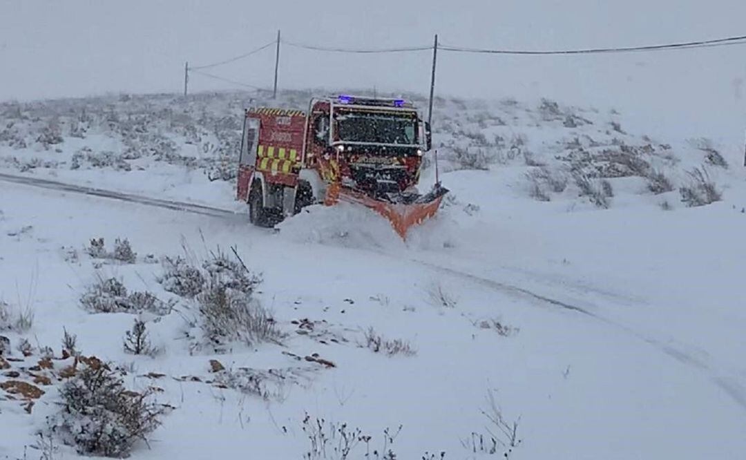 El 112 atiende, hasta las cinco de la tarde, 248 incidencias relacionadas con las nevadas