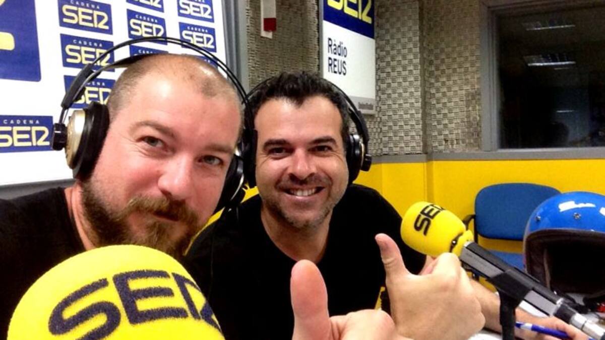 Carles Pitarch:'Fem servir la càmera de XBOX a través de la Kinnect que ens permet capturar la silueta de les persones i ens permet jugar amb això'