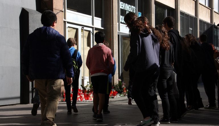 Missatge de comiat a les portes del Joan Fuster: "Ens has protegit fins al final, gràcies per les teves ensenyances"