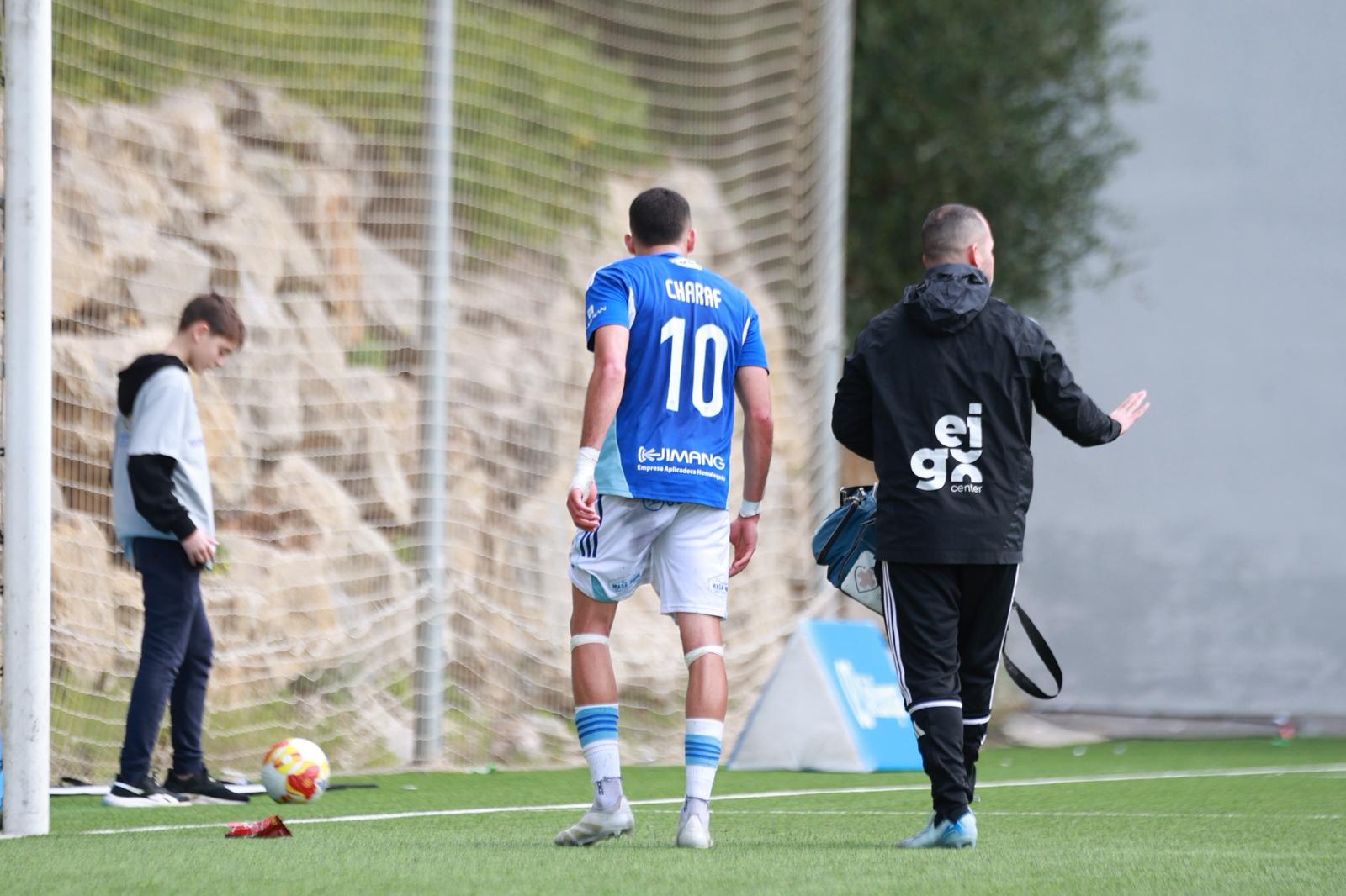 Charaf se tuvo que retirar lesionado de Estepona
