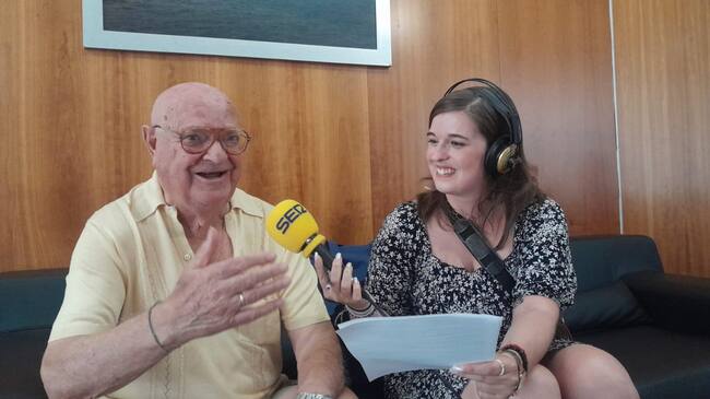 La Ventana de Aragón se ha emitido desde la residencia Elías Martínez, en el barrio de La Paz de Zaragoza, coincidiendo con el fin del uso obligatorio de las mascarillas