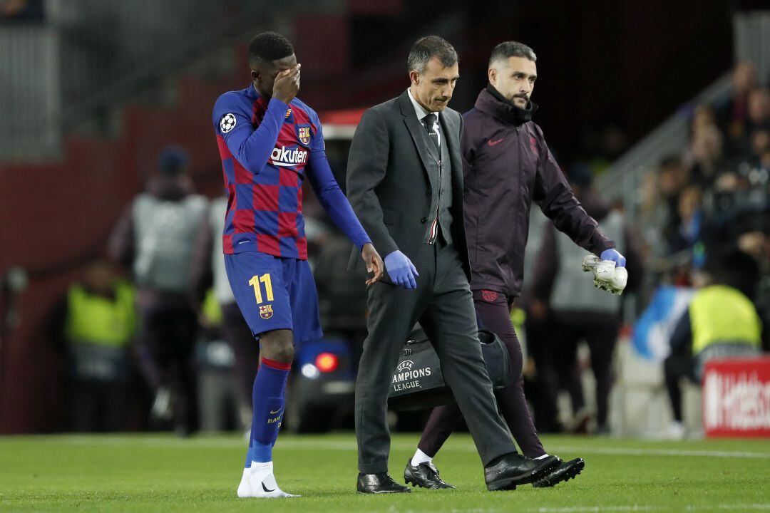 Dembélé se retira del Camp Nou