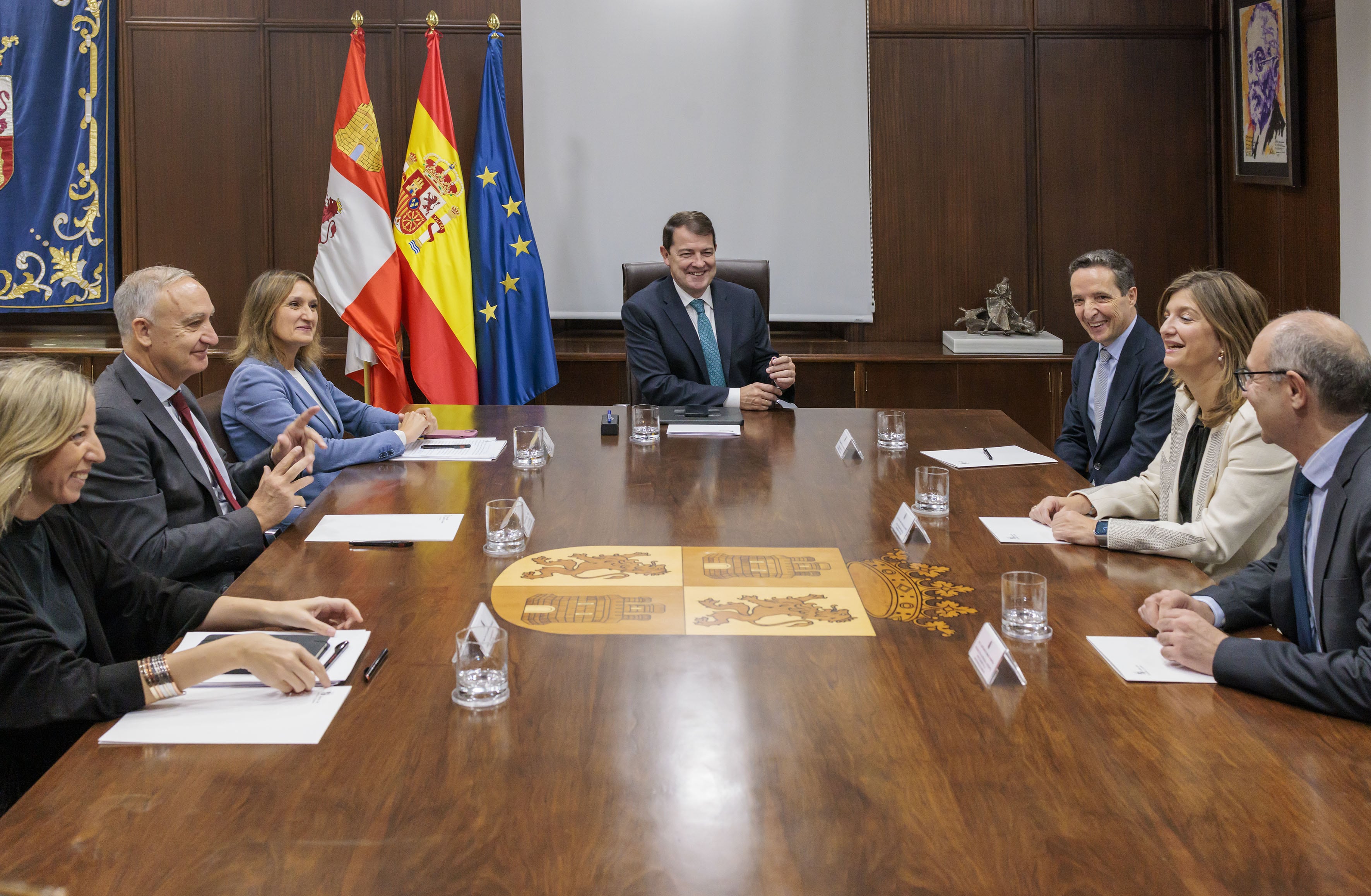 Los rectores de las universidades públicas de Castilla y León se reúnen con el presidente de la Junta, Alfonso Fernández Mañueco | Fuente: Junta de Castilla y León