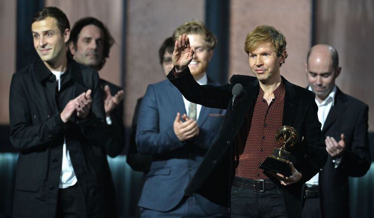 FOTOGALERÍA | Beck, Grammy al mejor álbum del año.