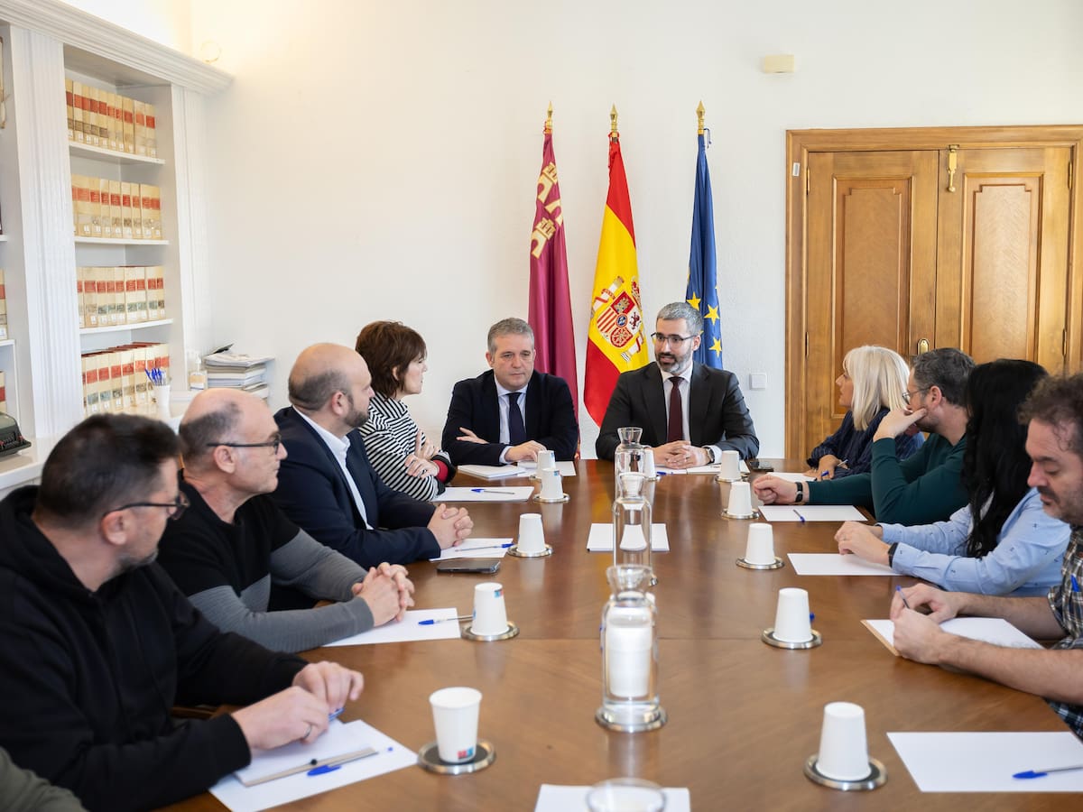 El ministro Hereu se reunirá este jueves con la dirección de Sabic ante el cierre de la planta de Cartagena