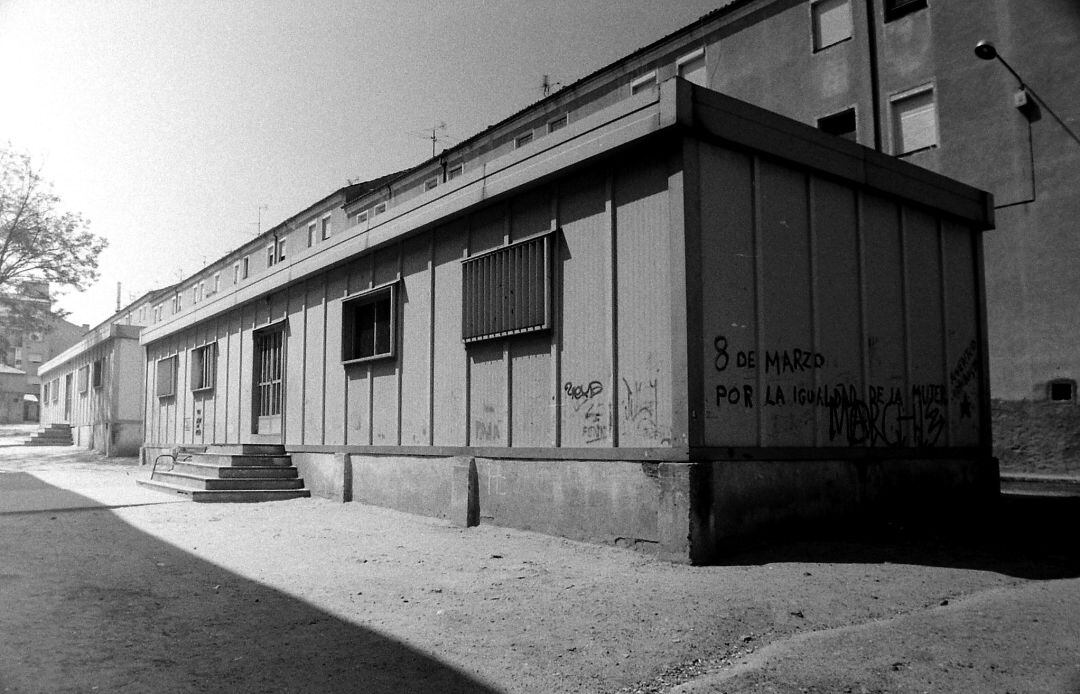 Aulas prefabricadas del Colegio Villalpando en 1994