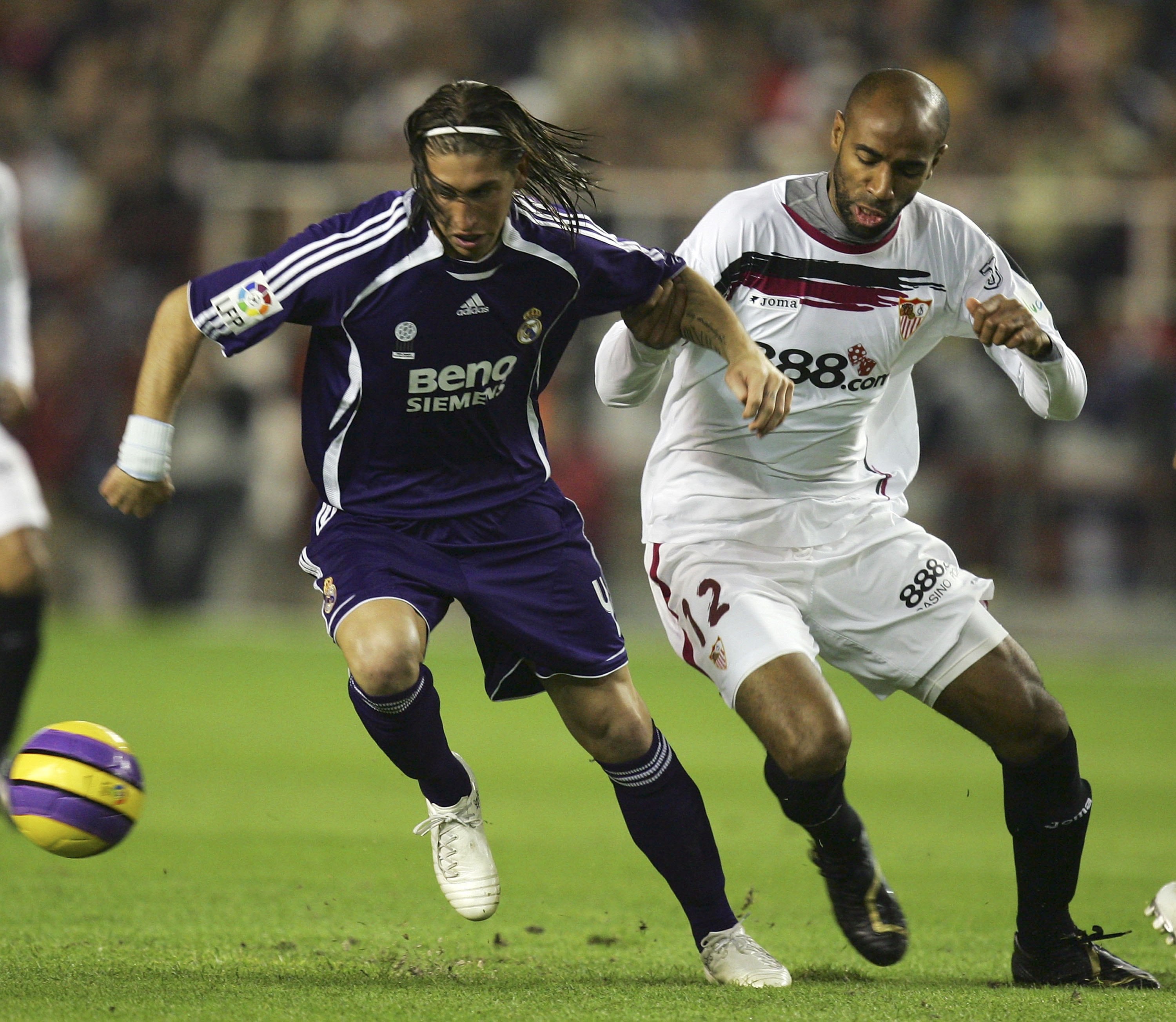 Sergio Ramos y Frederic Kanouté