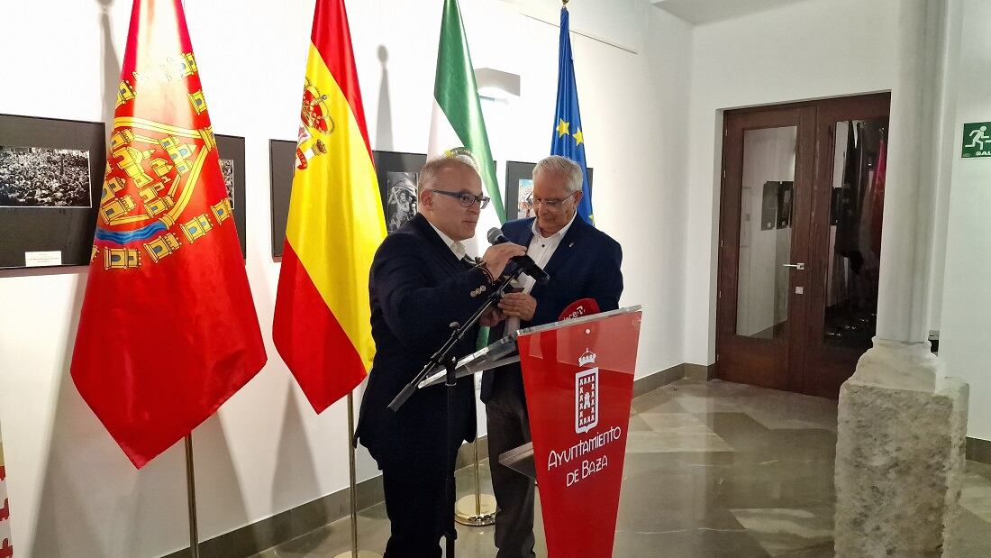 Premio Cascamorras Baza 2023 a Radio Baza SER