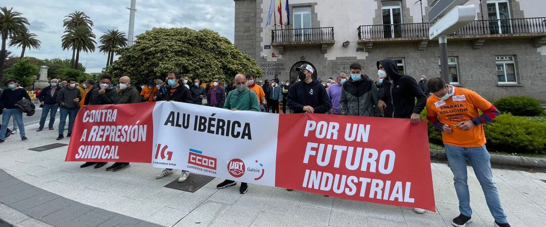 Concentración de los trabajadores de AluIbérica