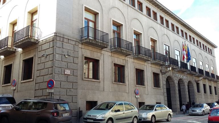 Fachada de la Audiencia Provincial de Segovia