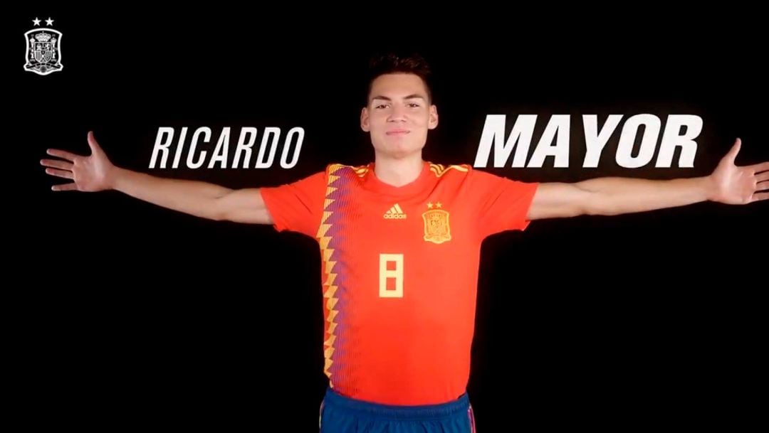 Ricardo Mayor. 