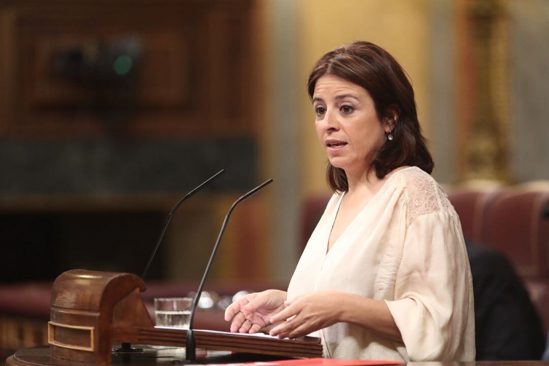 La portavoz parlamentaria del PSOE, Adriana Lastra.