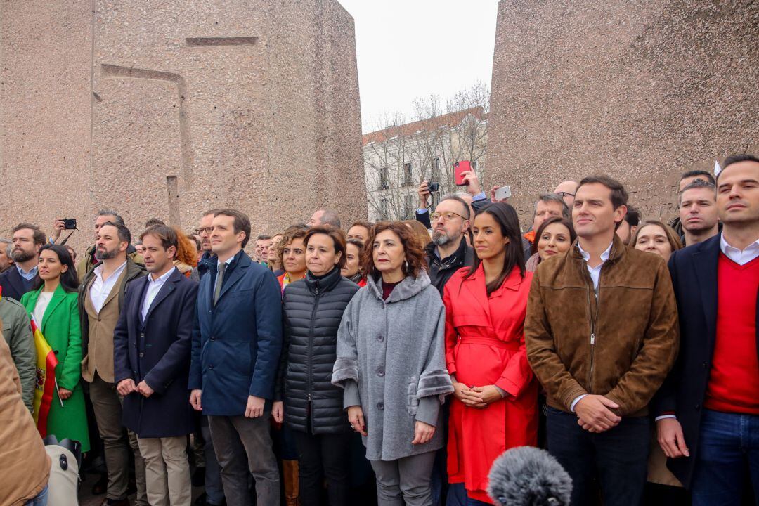 Los líderes de Vox, PP y Cs, en la concentración en la Plaza de Colón (Madrid) bajo el lema &#039;Por una España unida&#039;. (Más imágenes si pinchas sobre la imagen).