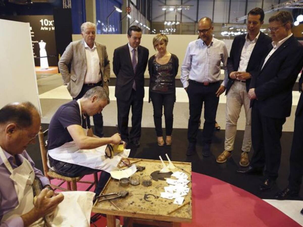 UGT y CCOO solicitarán en Elda a Rafael Climent una mesa de diálogo social para el calzado