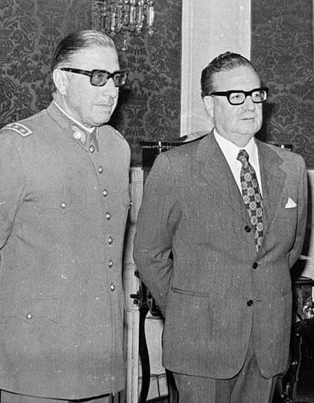 El general Pinochet y el presidente Allende, en una fotografía de 1973