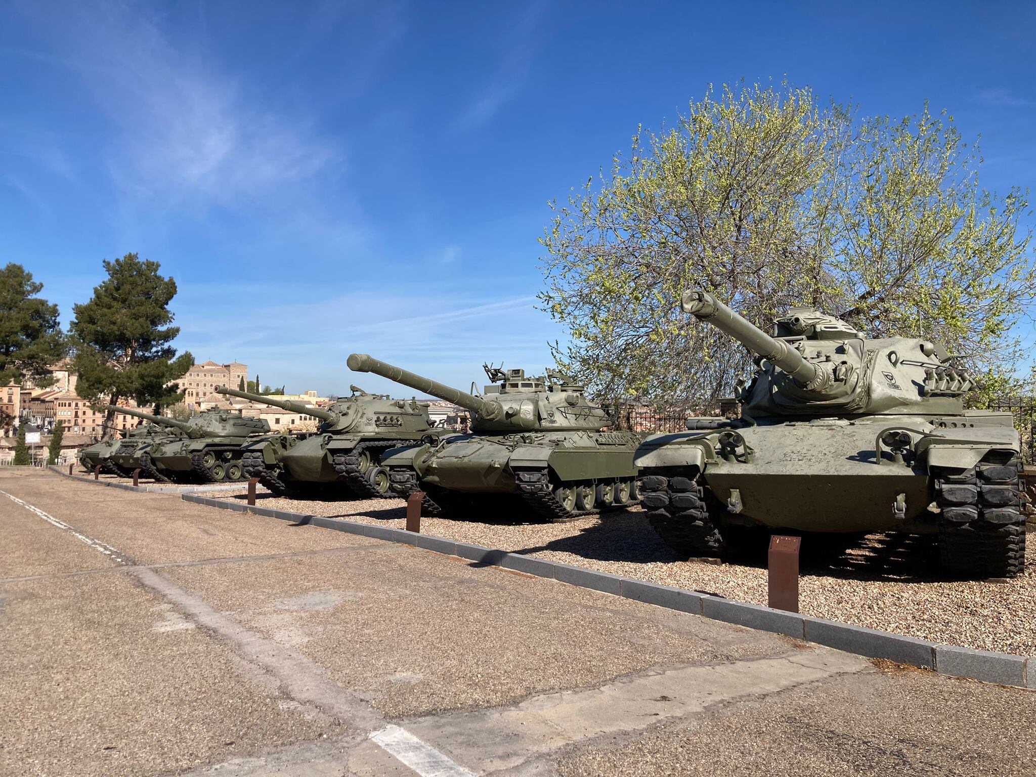 Despedida del tercer pelotón de civiles ucranianos formados en la Academia de Infantería