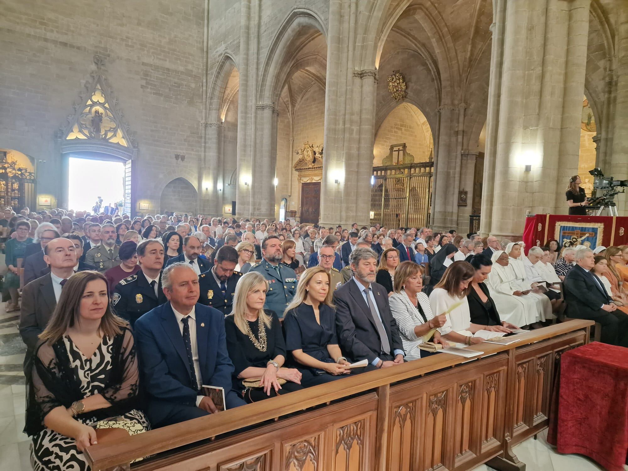 Autoridades presentes en la ordenación episcopal de Pedro Aguado