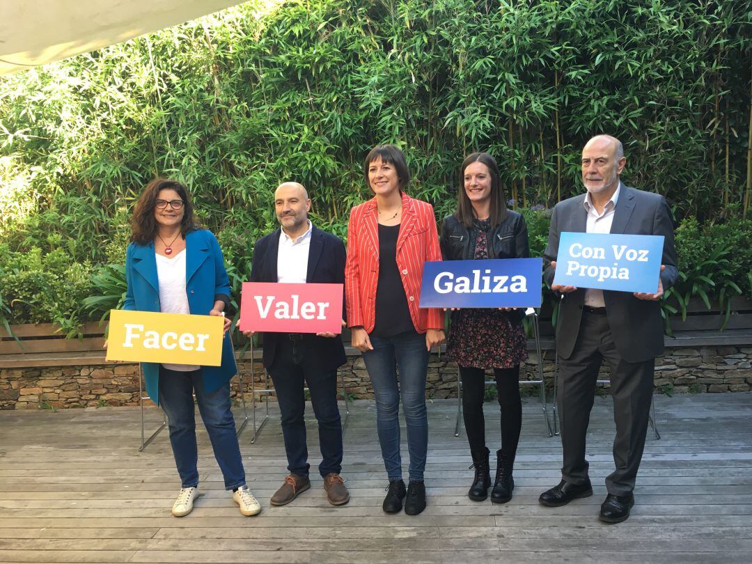 De izquierda a derecha: Carme da Silva (Pontevedra), Néstor Rego (A Coruña), Ana Pontón, Olalla Rodil (Lugo) y Paco García (Ourense)