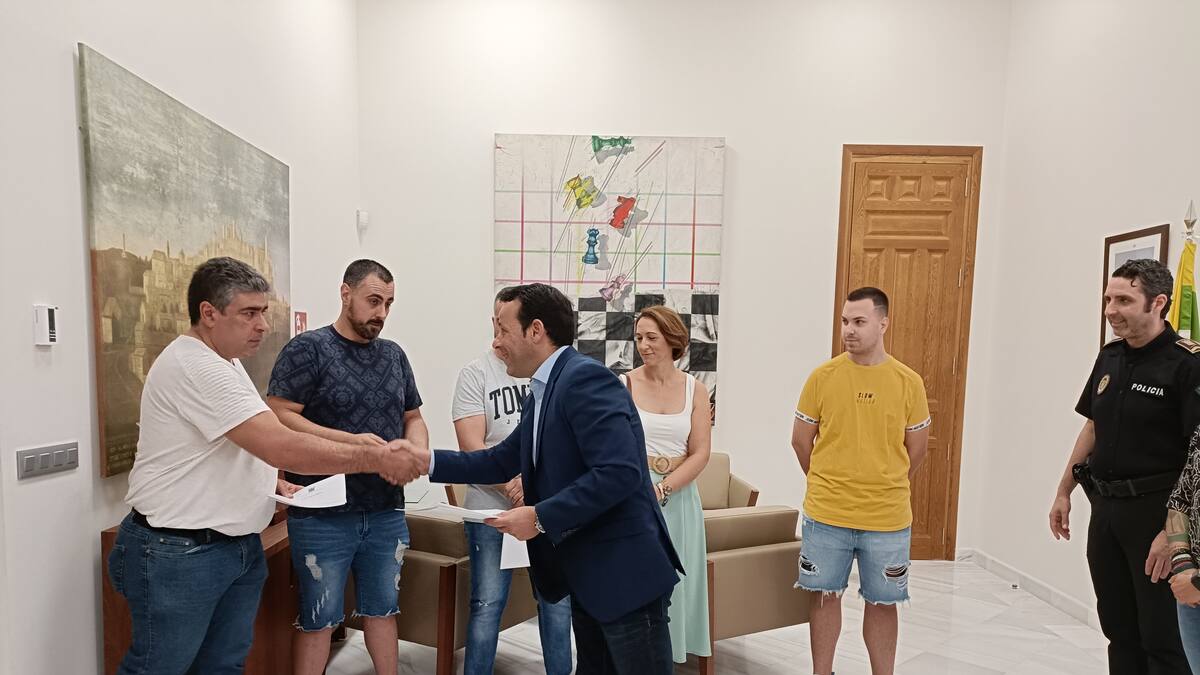 Cinco nuevos permisos de taxi en Linares