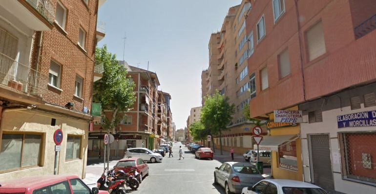 La Avenida Guardia Civil está hoy cortada con Mariana Pineda