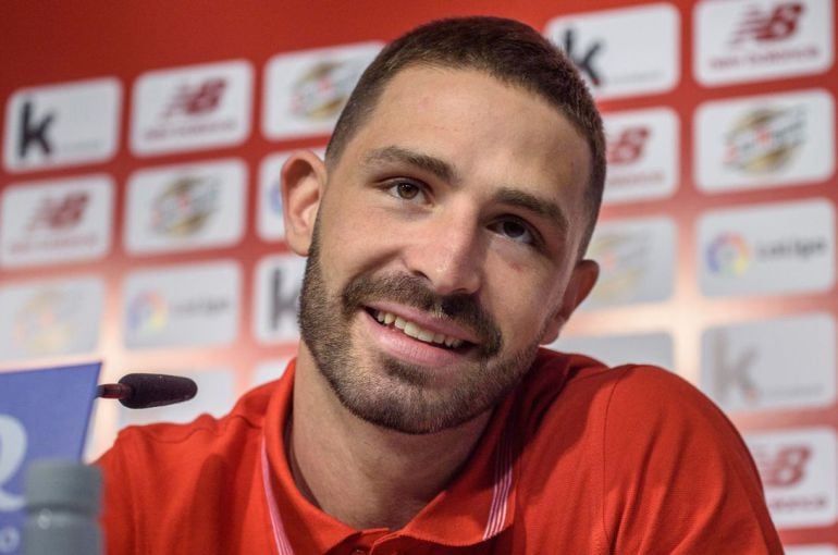 Yeray Álvarez en sala de prensa