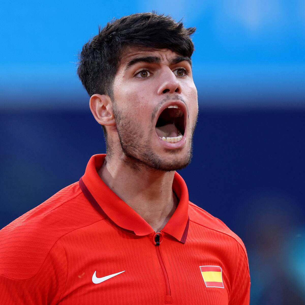 Alcaraz supera a Griekspoor y se mete en octavos de los Juegos Olímpicos, pero deja un susto con sus molestias físicas