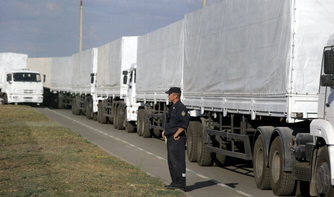 Convoy humanitario ruso dirigiéndose a Ucrania