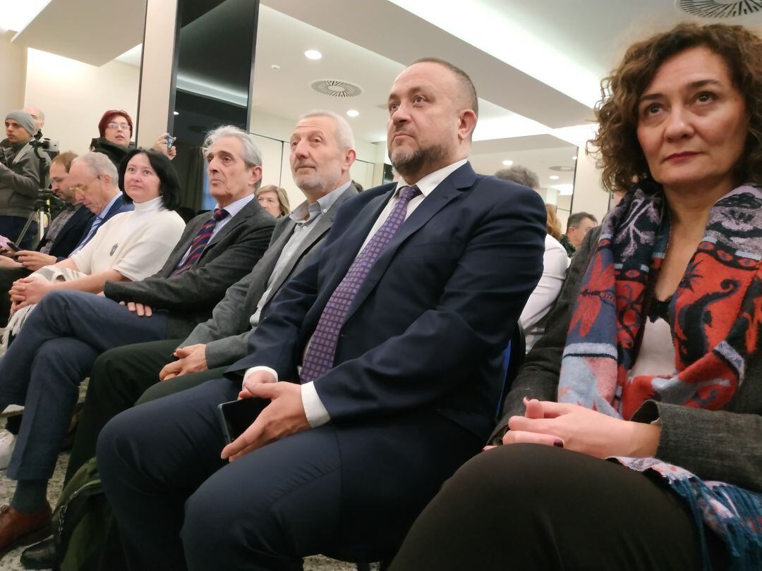 La cúpula de Ciuden, junto al presidente del Consejo y la alcaldesa de Ponferrada